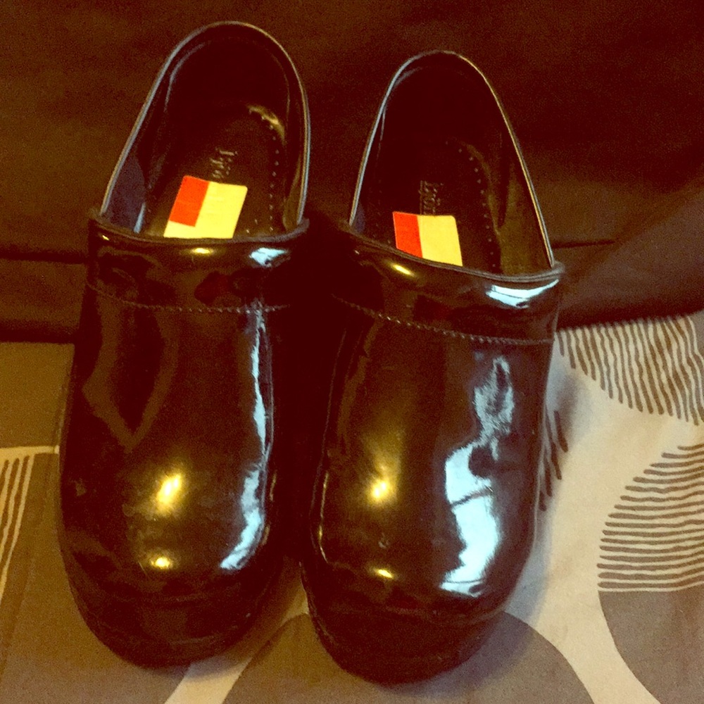 Black Patent Clogs Size 9 1/2